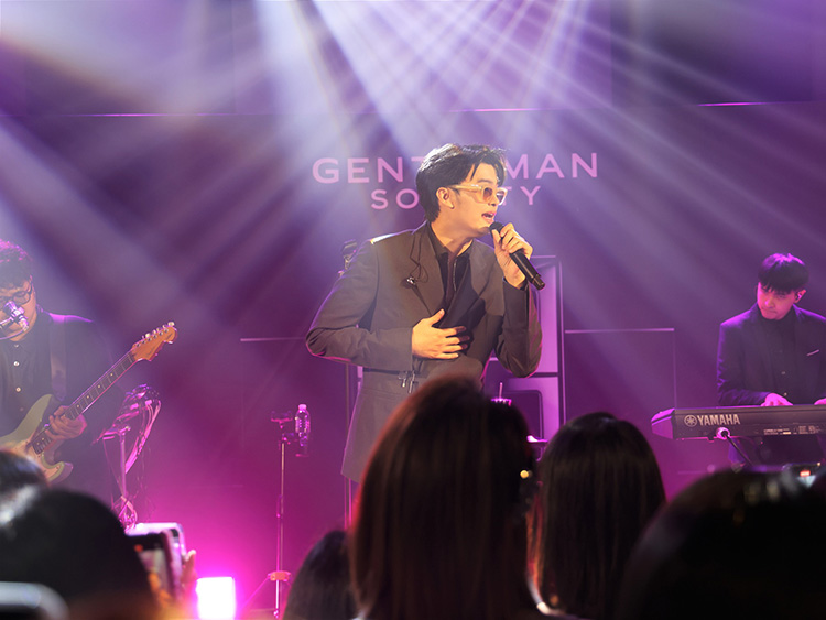 Beauty News, Givenchy, Givenchy Beauty, Givenchy Fragrances, Gentleman Society, นนท์ ธนนท์, ธนนท์ จำเริญ, แบรนด์แอมบาสเดอร์, คนแรก, ประเทศไทย, น้ำหอมกลิ่นใหม่, น้ำหอมผู้ชาย, น้ำหอมออกใหม่