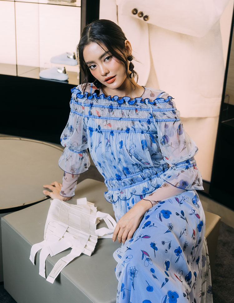 Fashion News, Emporio Armani, Spring/Summer 2023, คอลเคชั่นใหม่, ออกใหม่, เสื้อผ้า, ผู้ชาย, ผู้หญิง, กระเป๋า, รองเท้า, เครื่องประดับ, นาฬิกา, CMG, เซ็นทรัล รีเทล