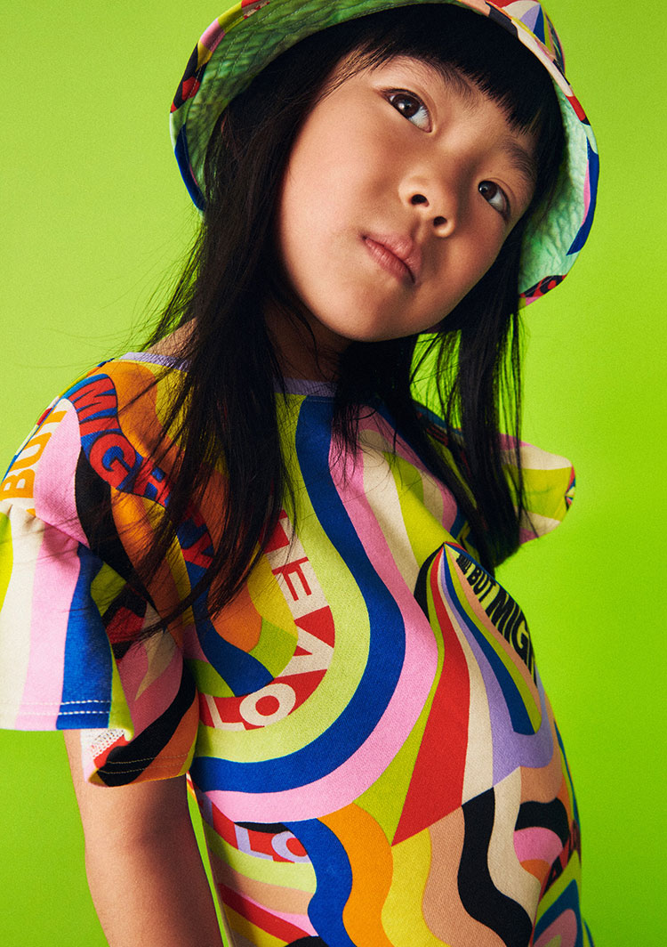 Fashion News, H&M Kidswear, H&M Kidswear x The Lekwena, เสื้อผ้าเด็ก, คอลเลคชั่นใหม่, ออกใหม่, LAKWENA, ศิลปินระดับโลก, ชาวอังกฤษ, คอลเลคชั่นสำหรับเด็ก, มาใหม่, ซัมเมอร์, สีสันสดใส