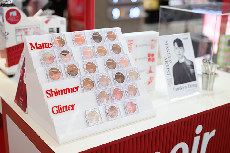 Beauty News, ESPOIR, เอสปัวร์, Powder & Play, อายแชโดว์, บลัชออน, ไฮไลท์, คอนทัวร์, เมคอัพ, อีเวนท์, กิจกรรมพิเศษ, ครีเอทพาเลทเอง, โปรโมชั่น, ราคา, พิเศษ, โปรเมคอัพ, แบรนด์เกาหลี