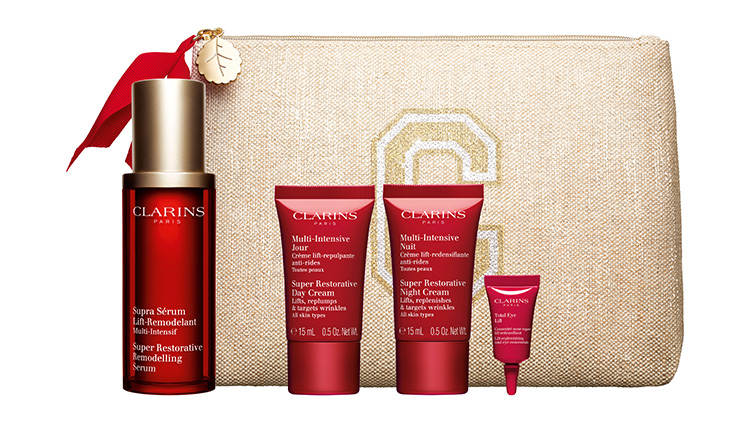 Beauty News, Clarins, Holiday 2023, Embrace the Parade of Surprises, ชุดของขวัญ, เซ็ตของขวัญ, เทศกาล, ปีใหม่, คริสต์มาส, ราคาสุดคุ้ม, เซ็ตผลิตภัณฑ์, DOUBLE SERUM, FACIAL LIFT, LIP OIL, Face Oil, Body Oil