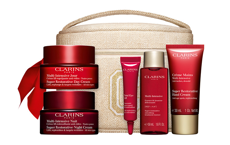 Beauty News, Clarins, Holiday 2023, Embrace the Parade of Surprises, ชุดของขวัญ, เซ็ตของขวัญ, เทศกาล, ปีใหม่, คริสต์มาส, ราคาสุดคุ้ม, เซ็ตผลิตภัณฑ์, DOUBLE SERUM, FACIAL LIFT, LIP OIL, Face Oil, Body Oil