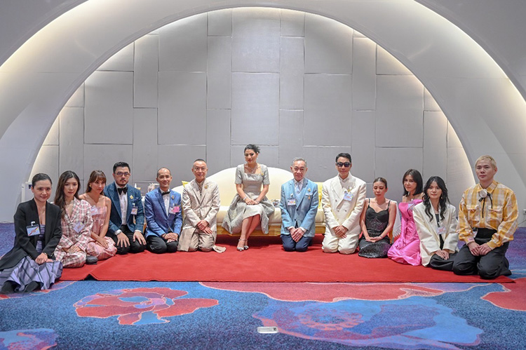 Fashion News, Silk Festival 2023, เจ้าฟ้าหญิงสิริวัณณวรีฯ, แฟชั่นโชว์,​ ผ้าไทย, อิมแพ็ค, เมืองทองธานี, หัตถกรรม, ไทยดีไซเนอร์, Sustainable Fashion, แฟชั่นแห่งความยั่งยืน