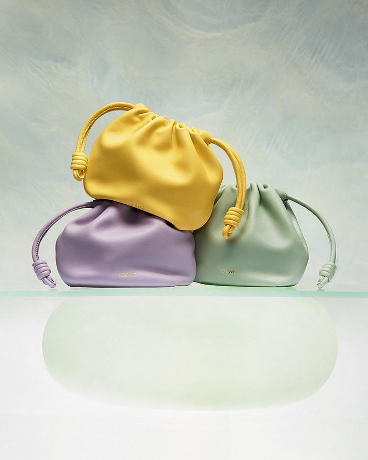 Fashion News, LOEWE, โลเอเว่, คอลเลคชั่นใหม่, JADE COLLECTION, กระเป๋า, จี้หยก, Limited Edition, พิเศษ, ตรุษจีน, งานฝีมือ, แกะสลัก, หยก, กระเป๋าหนัง, โชคดี