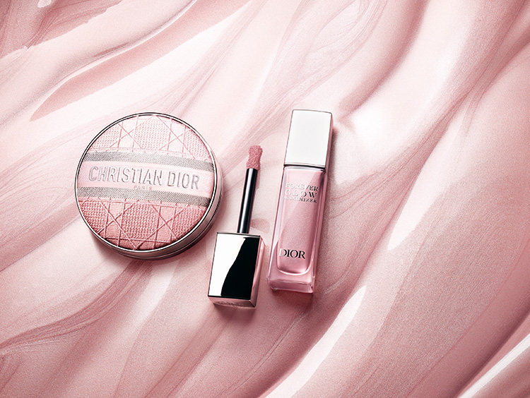 Beauty News, Dior, Dior Beauty, คอลเลคชั่นใหม่, คุชชั่น, ไฮไลท์เตอร์, งานผิวโกลว, ผิวสว่าง, Dior Forever Skin Glow Tone-Up, Dior Forever Glow Maximizer, Anya Taylor-Joy, Jisoo, ราคา, เท่าไร