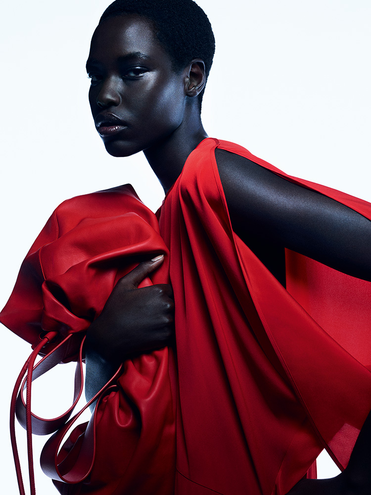 Fashion News, COS, Spring/Sumer 2024, แคมเปญ, สปริง/ซัมเมอร์ 2024, Rina Sawayama, Jack O'connell, Karim Sadli, ถ่ายภาพ, คอลเลคชั่นใหม่, ออกใหม่, มาใหม่, เสื้อผ้า, ผู้หญิง, ผู้ชาย, แว่นกันแดด, COS × LINDA FARROW