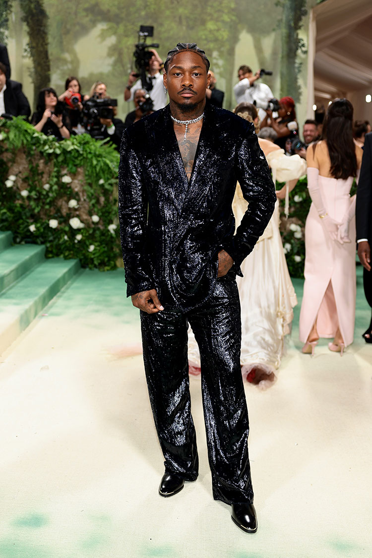 Fashion News, H&M, MET GALA 2024, AWKWAFINA, ADWOA ABOAH, PALOMA ELSESSER, QUANNAH CHASINGHORSE, HARI NEF, STEFON DIGGS, ชุด, เดรส, Ann-Sofie Johansson