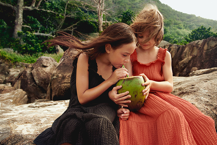 Fashion News, H&M, Summer 2024, คอลเลคชันใหม่, ออกใหม่, เสื้อผ้า, กระเป๋า, รองเท้า, ผู้หญิง, ผู้ชาย, เด็ก, แฟชั่น, เดรส, ชุดใส่สบาย, ชุดว่ายน้ำ, เครื่องประดับ, รองเท้า