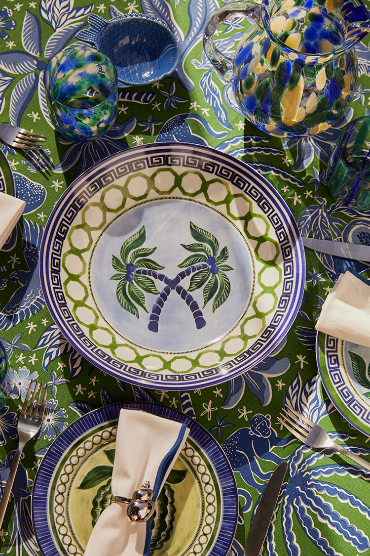 Fashion News, H&M HOME, คอลเลคชั่นใหม่, SUMMER 2024, ซัมเมอร์ 2024, ฤดูร้อน, เครื่องใช้, ของแต่งบ้าน, สีสันสดใส, สีเขียว, สีฟ้า, สีน้ำเงิน, แจกันรูปเปลือกหอย, ไอเทมชายทะเล, ผ้าขนหนู, กระเป๋าชายหาด