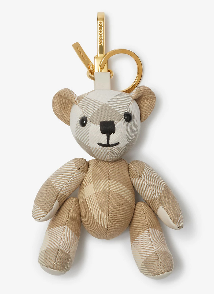Fashion, Bag Charm, ชาร์มห้อยกระเป๋า, พวงกุญแจ, keychain, แบรนด์หรู, Luxury, ตุ๊กตา, ห้อยหระเป๋า, Louis Vuitton Vivienne Amour Key Holder, Balenciaga Le Cagole Charm Girly, Loewe Anagram charm in classic calfskin, Dior 30 Montaigne Bag Charm, Fendi Pom-Pom Charm, MCM park-rabbit-charm-in-visetos, Maison Kitsune Medium Fox Bag Charm, Burberry Thomas Bear Charm, Boyy K.E.O