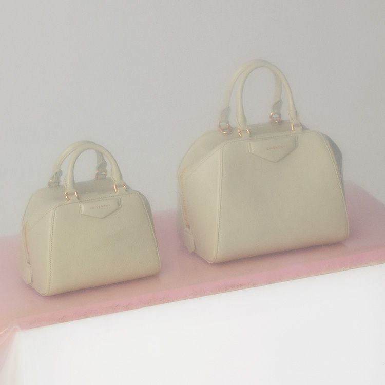 Fashion News, Givenchy, ANTIGONA CUBE, กระเป๋า, รุ่นใหม่, ล่าสุด, คอลเลคชั่นใหม่, ฤดูใบไม้ร่วง 2024, Fall 2024, กระเป๋าหนัง, แอนติโกน่า คิวบ์, จีวองชี่