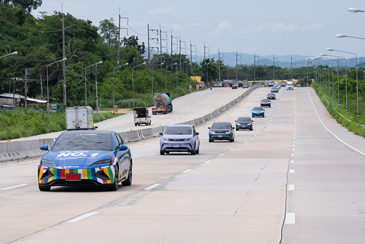 Lifestyle News, BYD, BYD RÊVER SOCIAL CLUB, บริษัท เรเว่ ออโตโมทีฟ จำกัด, ทริป, สื่อมวลชน, กรุงเทพฯ - ชลบุรี, นางสาวประธานพร พรประภา, นายประธานวงศ์ พรประภา